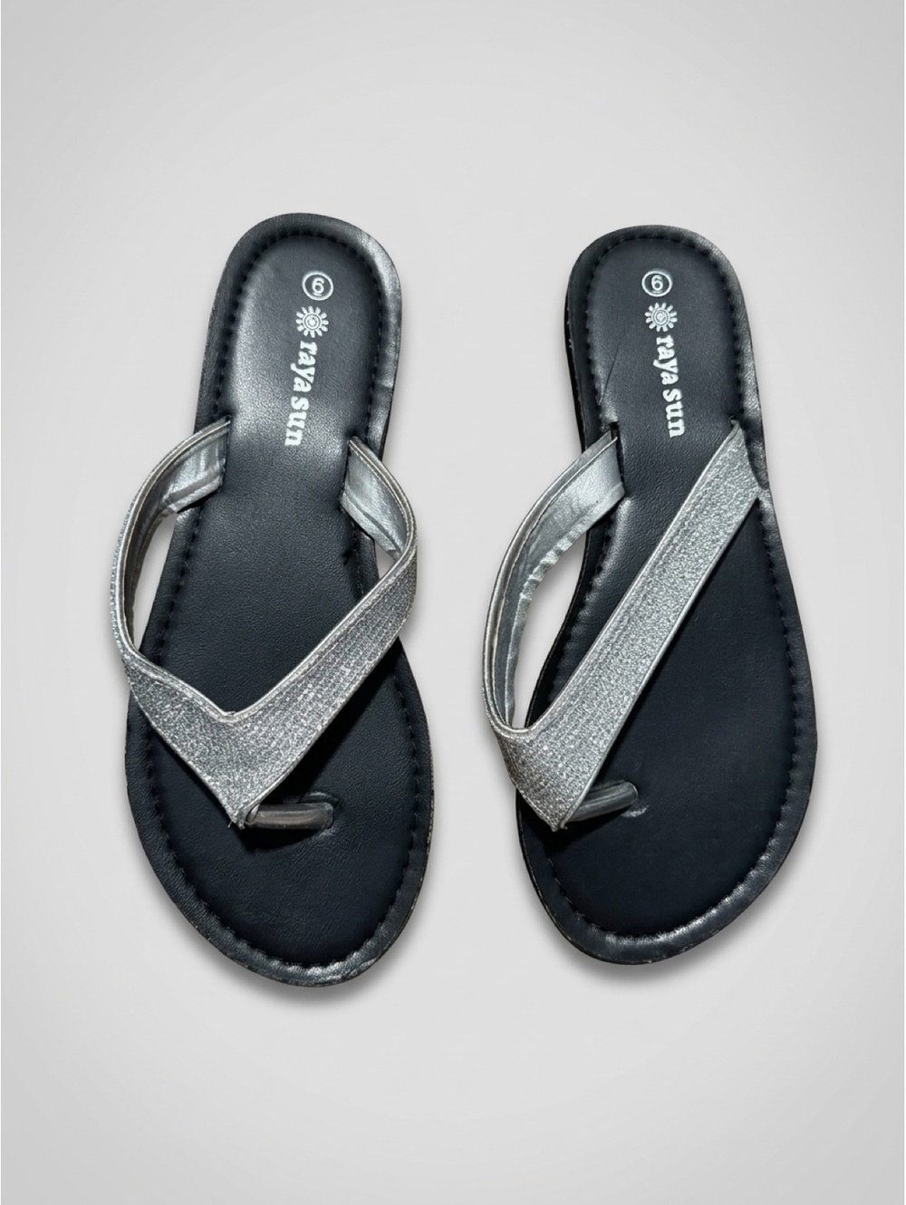 Raya Sun Women's Silver Man Made Material Flip Flop Sandals Size 6